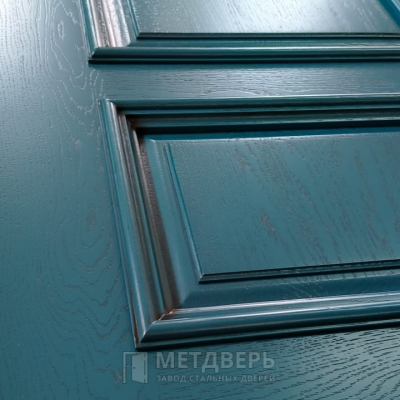 Стальная дверь с МДФ панелью бирюзового цвета №75